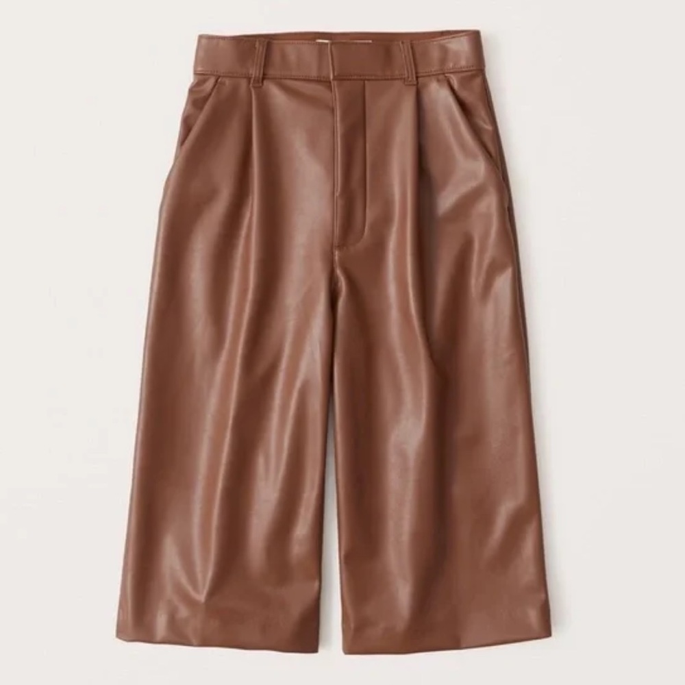 High-Waist Faux Leather Wide-Leg Culotte Pants - Brown